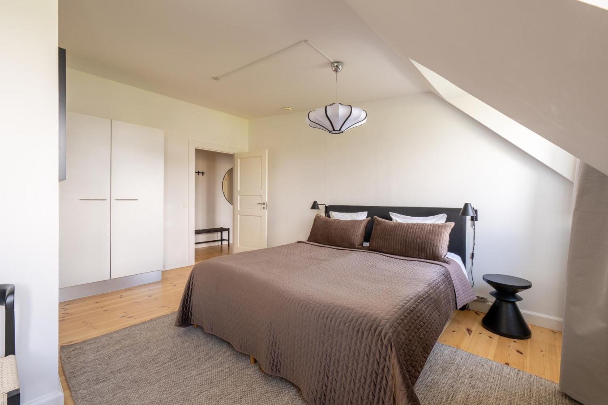 Bright 3br With Balcony And Amazing View Lejlighed København
